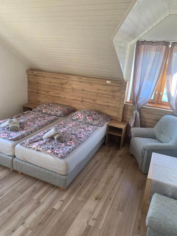 Hotel Ranc Pod Babicou à Bojná Extérieur photo